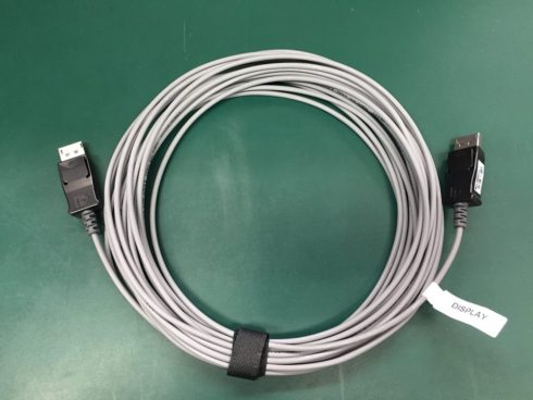 LUSEM 光ファイバーケーブル（Active Optical Cable）