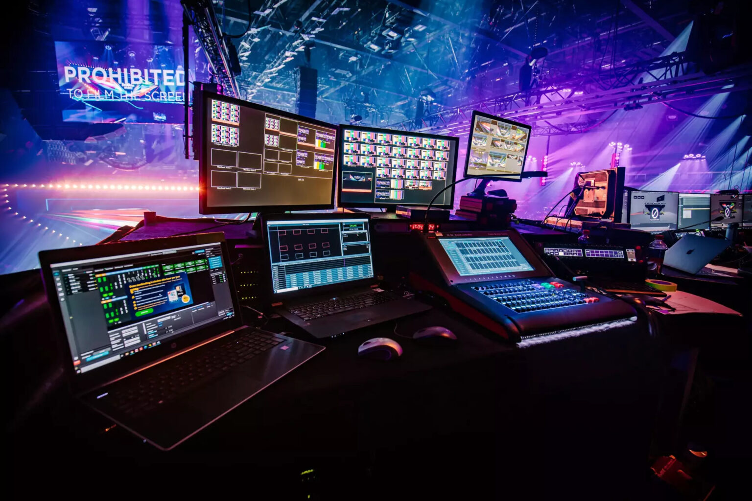 BARCO Event Masterシリーズの使用シーンや特徴 株式会社テクノハウス